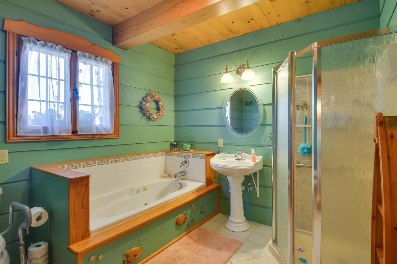 Warm And Cozy Clayton Cabin Near St Lawrence River! Exterior photo